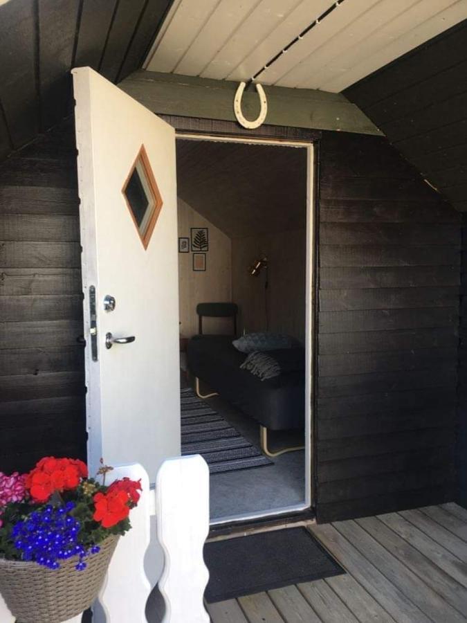 Stunning Romantic Cabin Close To Baltic See Idestrup Exterior photo